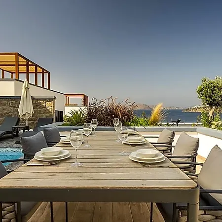 Rams And Bodroombnb Hotel Yalıkavak